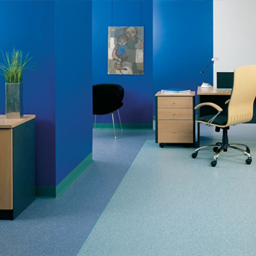 如何维护保养PVC地板呢？